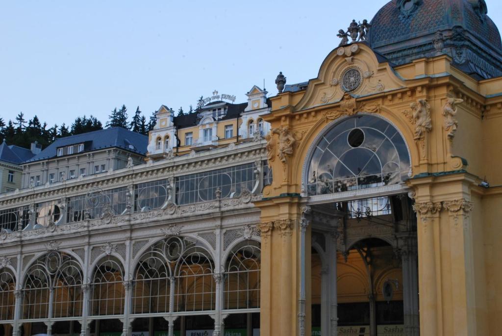 Mariánské Lázně Hostel Foster מראה חיצוני תמונה