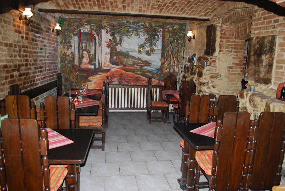 Mariánské Lázně Hostel Foster מראה חיצוני תמונה