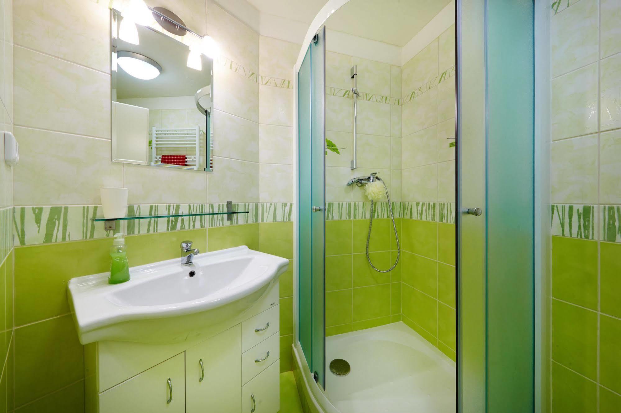 Mariánské Lázně Hostel Foster מראה חיצוני תמונה
