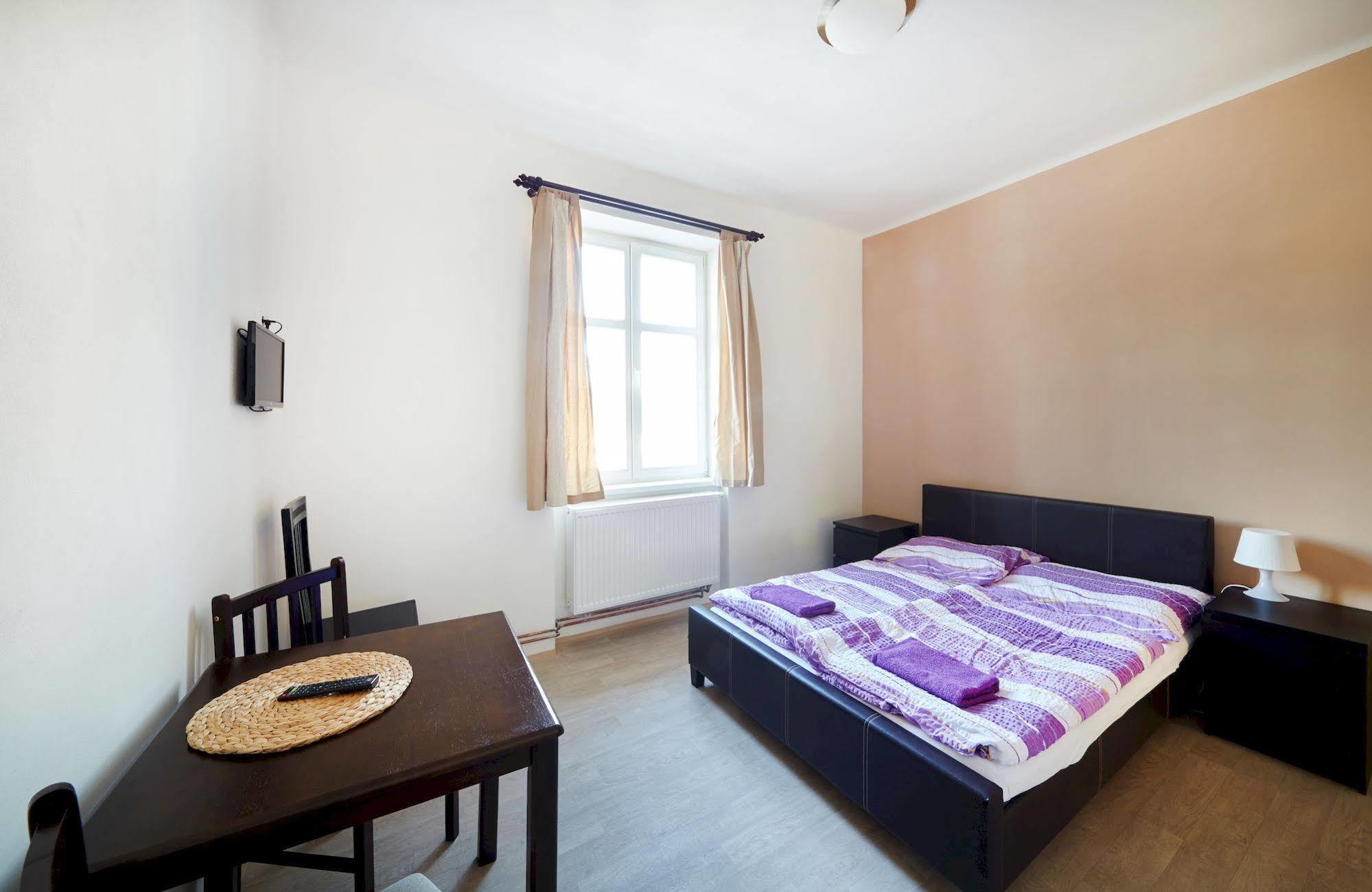Mariánské Lázně Hostel Foster מראה חיצוני תמונה